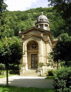 Straub'sche Grabkapelle - Friedhof Rorgensteig