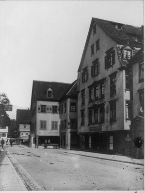 Hauptstraße um 1900 mit Haus Kemmel am Stadtbach